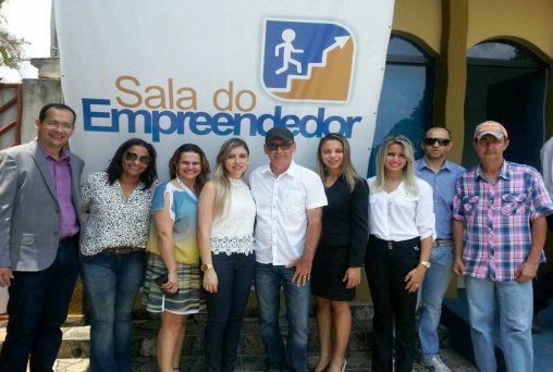 Sebrae e prefeituras implantam salas do empreendedor