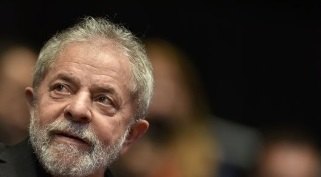 Há evidências de que Lula recebeu R$ 30 mi desviados da Petrobras