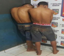 PM flagra dupla tentando vender celulares roubados
