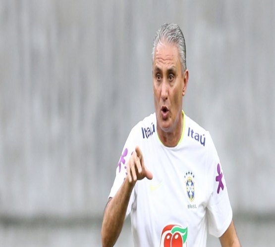 Tite comanda treino aberto à torcida antes de jogo com a Bolívia