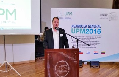 Dr. Neidson participa do Parlasul
na Argentina 
