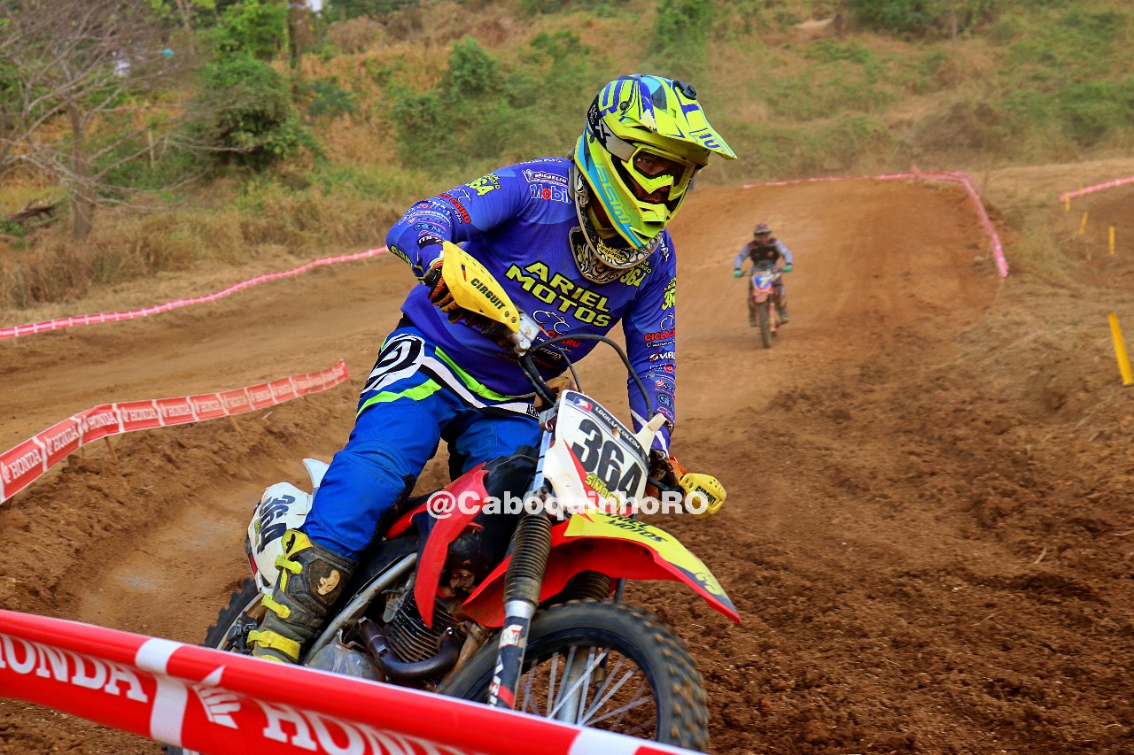 MOTOCROSS: Semifinal do Estadual acontece neste final de semana em São Miguel do Guaporé