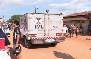 CRUELDADE - Polícia prende jovem que matou homem a pauladas por causa de “Pinga” - IMAGENS FORTES