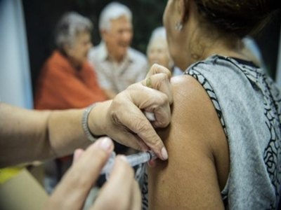 Brasil registra 5.411 casos e 886 mortes por H1N1 este ano, diz ministério