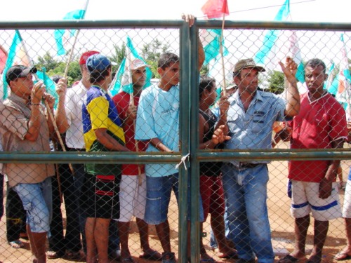 Integrantes do Grito da Terra mantêm ocupação no Incra