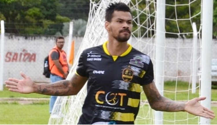 SAÍDA: Atacante Ariel é mais um jogador a deixar o Vilhenense na temporada 2020