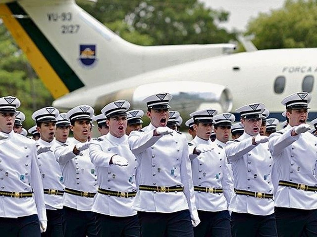 Aeronáutica abre novas seleções públicas com 81 vagas para Oficiais