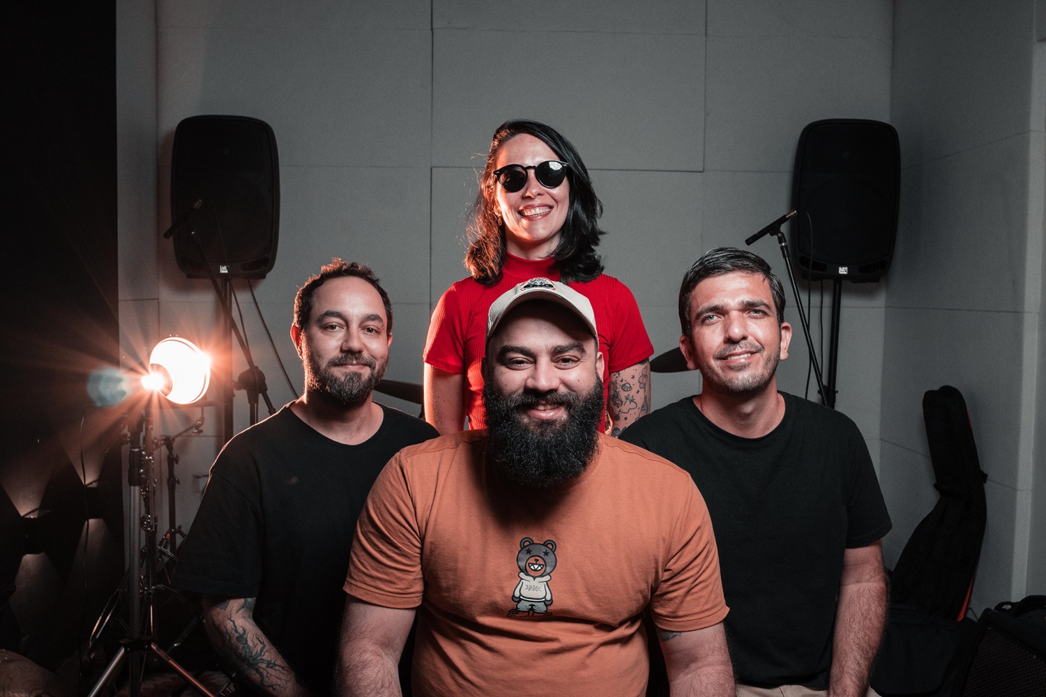 OS ÚLTIMOS: Banda musical é destaque no Festival Lo Fi na Estrada de Ferro Madeira-Mamoré nesse domingo