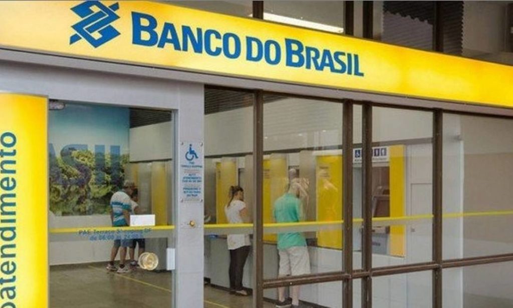 DEMISSÕES: Banco do Brasil lança programas que pretende cortar 5 mil funcionários