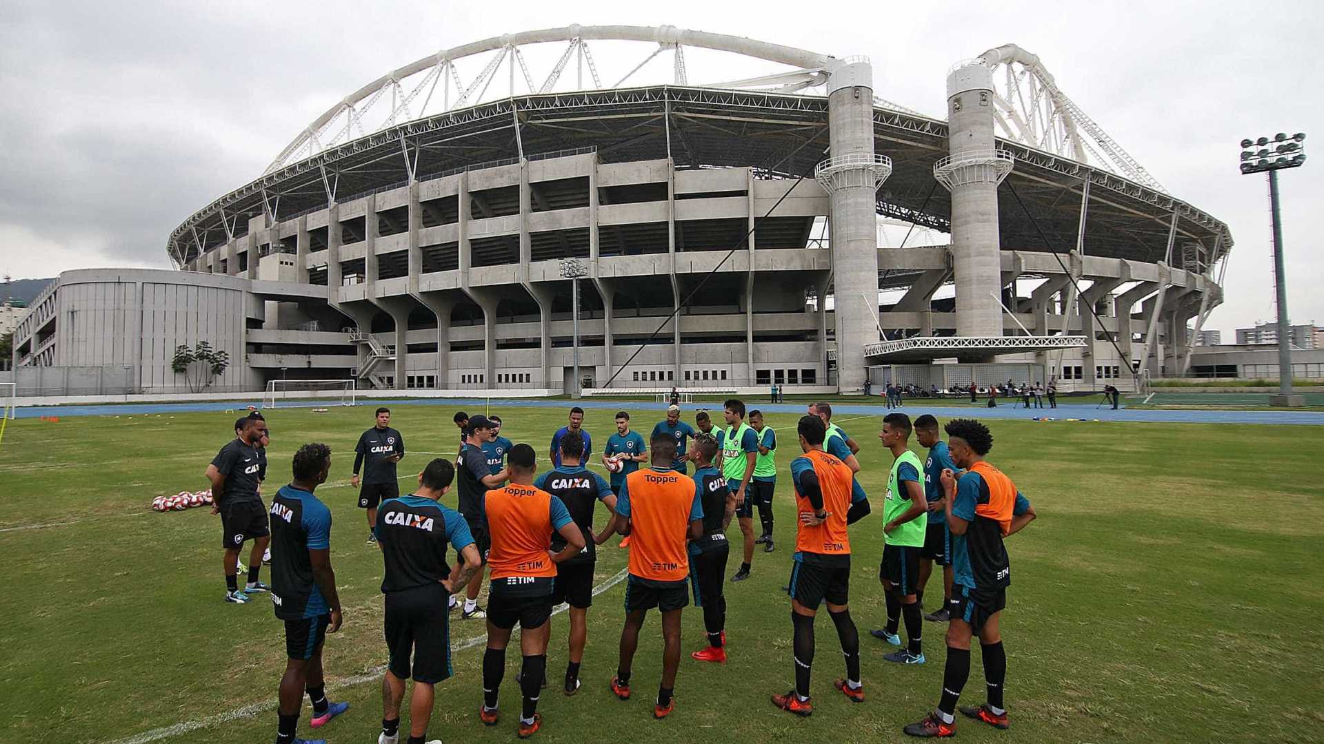 Botafogo terá que afastar sombra de ex-treinador em 2018