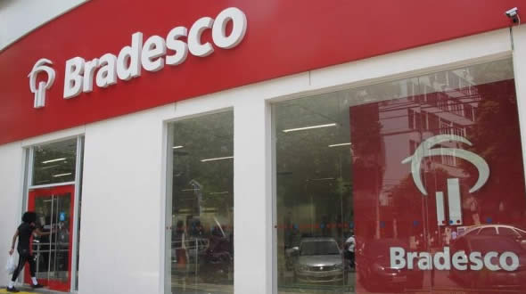 INDENIZAÇÃO: Bradesco é condenado por negar atendimento prioritário a gestante