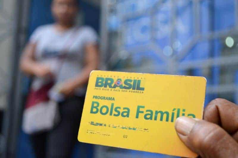 DINHEIRO: Caixa divulga calendário de pagamentos do Bolsa Família em 2021