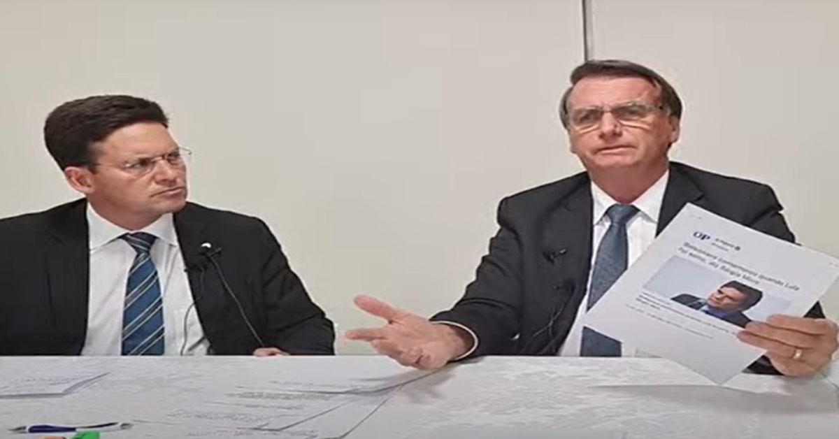 ANTI VACINA : 'Deixa eu morrer, problema é meu', diz Bolsonaro durante live