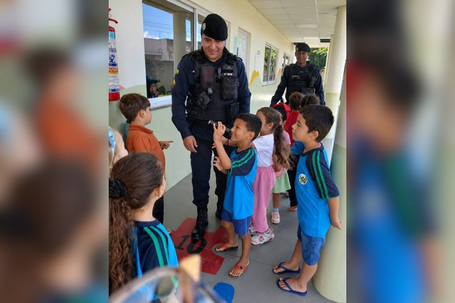 VILHENA: Polícia Militar de RO participa de ação com crianças em escola infantil 