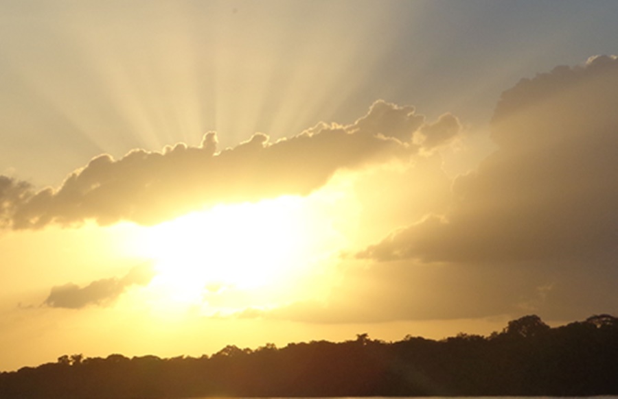 MAIS QUENTURA: Previsão de muito sol e calor em Rondônia neste sábado (03)