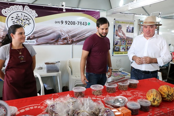 PRODUTORES: Agroindústrias de Ji-Paraná fazem sucesso na Rondônia Rural Show