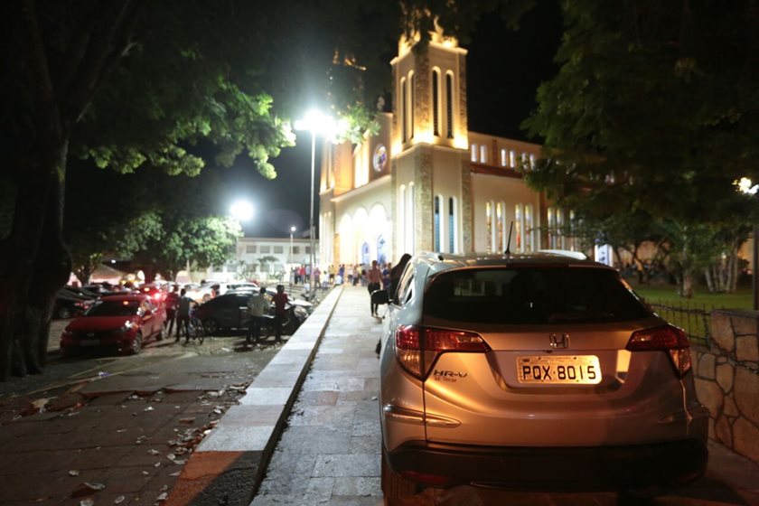 MP investiga frota de carros de luxo de padres em Goiás