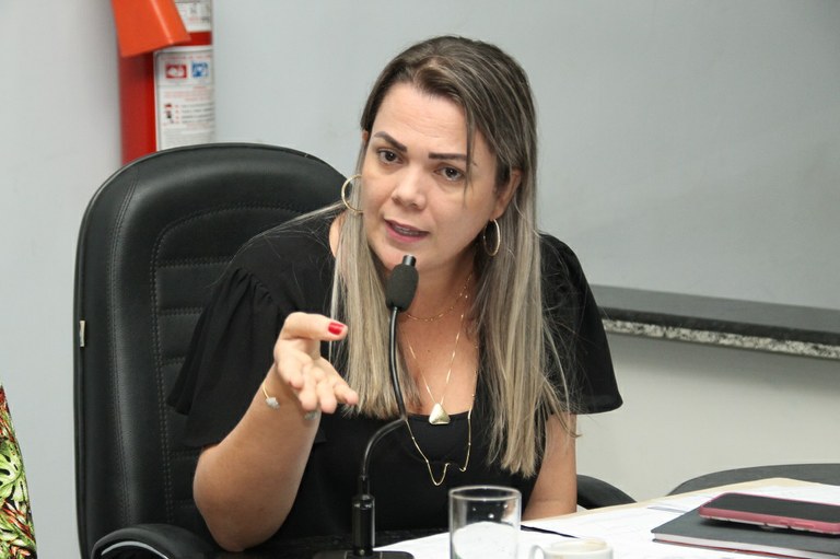 NOVA PARLAMENTAR: 'Quero ser a voz das pessoas excluídas da sociedade', diz Cláudia de Jesus