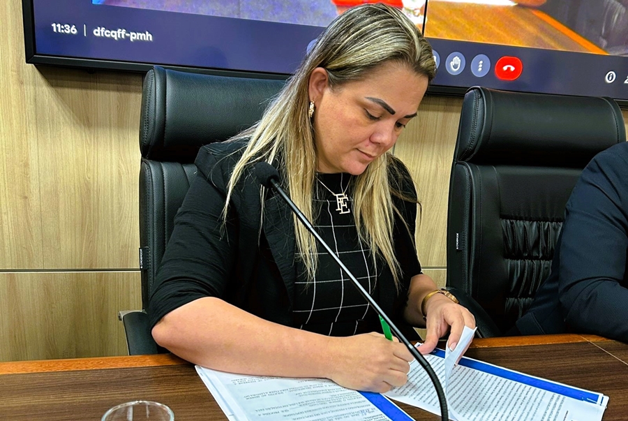 CLÁUDIA DE JESUS: Proposta de deputada quer levar qualificação a mulheres ribeirinhas e indígenas