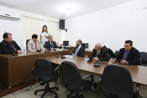 ADMINISTRAÇÃO: Comissão de Finanças vota projeto que fixa as diretrizes orçamentárias para 2019