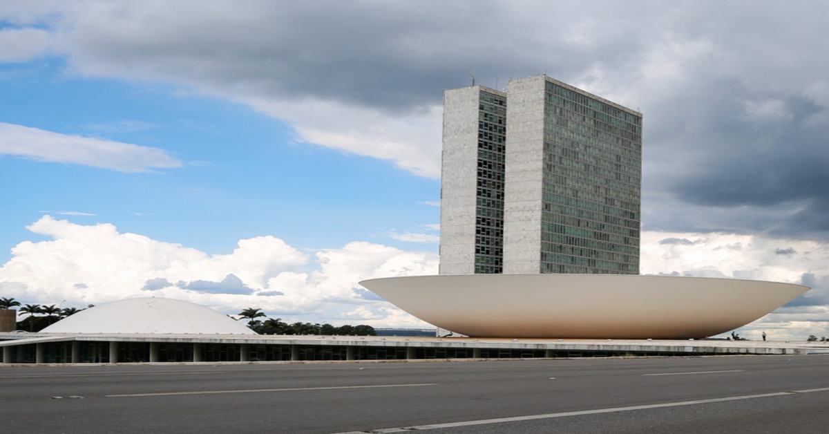 ELEIÇÃO: Câmara derruba veto para volta do Fundo Eleitoral de R$ 5,7 bilhões