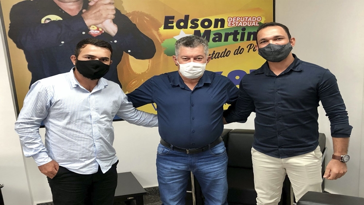 DEPUTADO: Edson Martins destina recurso para a Orquestra Municipal de Monte Negro