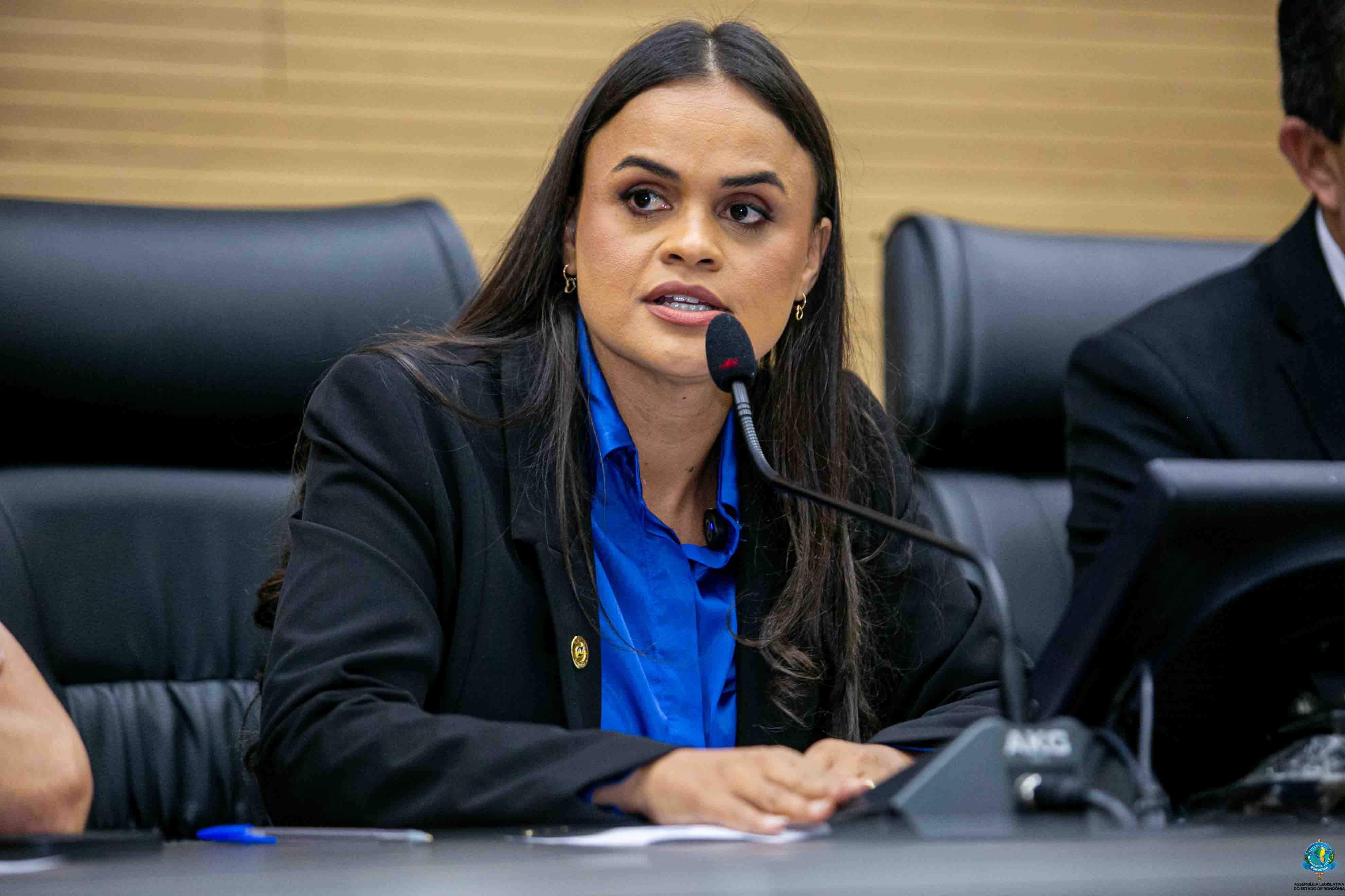 TAISSA SOUZA: Deputada garante ambulância semi-UTI para Guajará com recurso disponível 