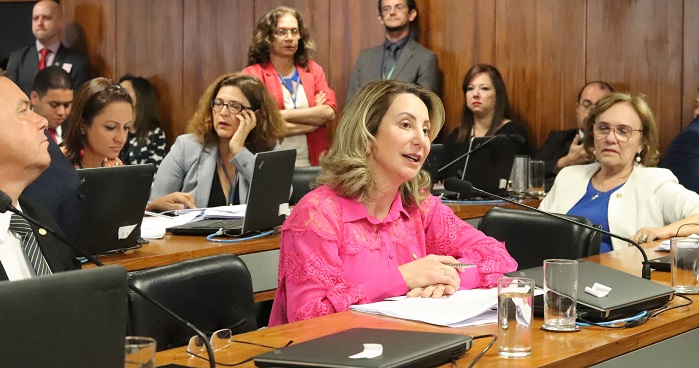 PROVA: Deputada Federal Jaqueline Cassol defende aplicação do Revalida ainda em 2019