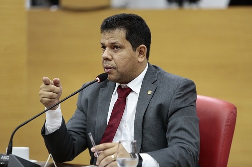 PAVIMENTAÇÃO: Deputado Jair Montes solicita ao DER asfalto para Vale do Anarí