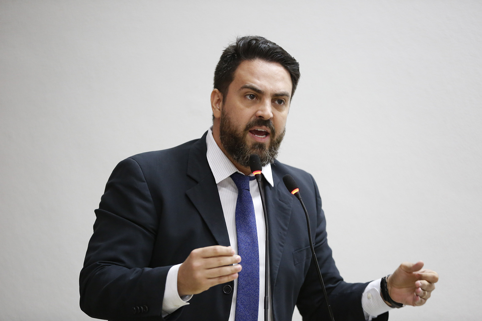 Deputado Léo Moraes se pronuncia sobre desativação do terminal de ônibus