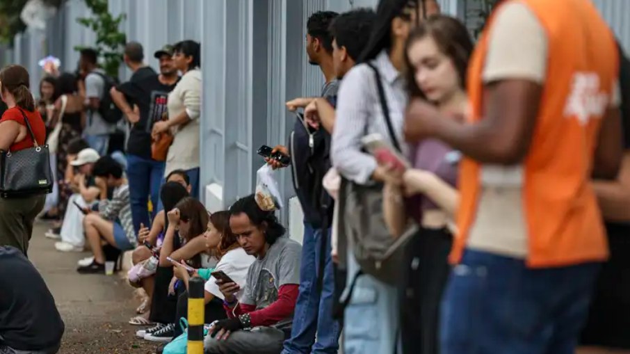 ENEM: Com Pé-de-Meia, inscrição de alunos do 3º ano da rede pública passa de 58% para 94%