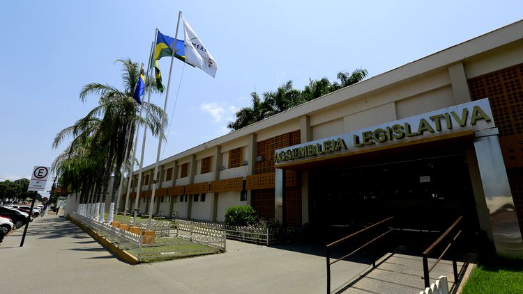 CIÊNCIAS POLÍTICAS: Escola do Legislativo abre inscrições para pós-graduação 