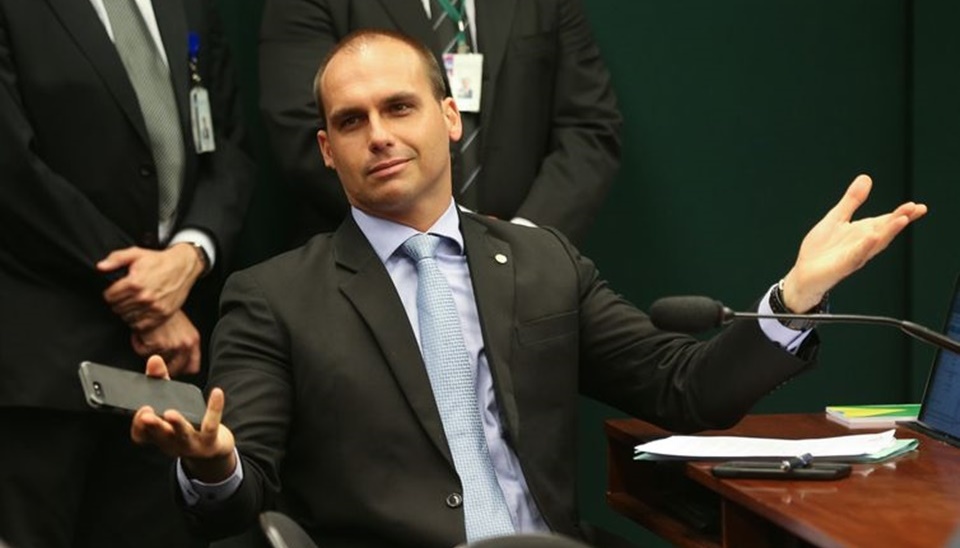 INDICAÇÃO: Senado resiste a nome de Eduardo Bolsonaro para embaixada nos EUA