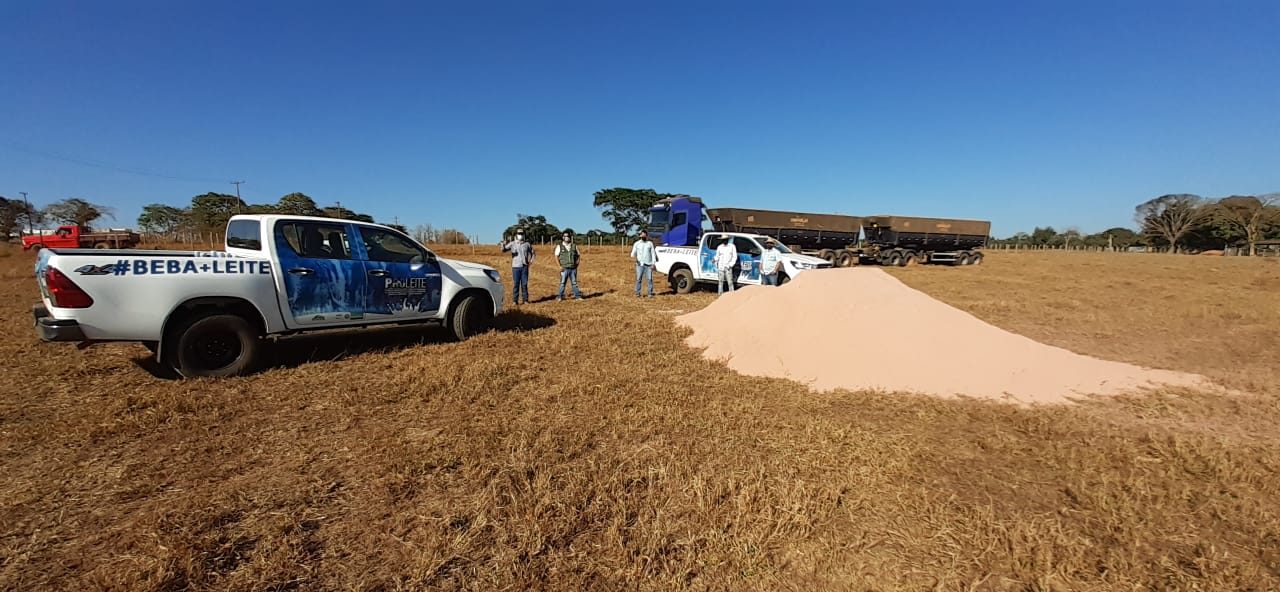 AGRICULTURA FAMILIAR: Mais 70 toneladas de calcário são entregues a produtores de Vilhena