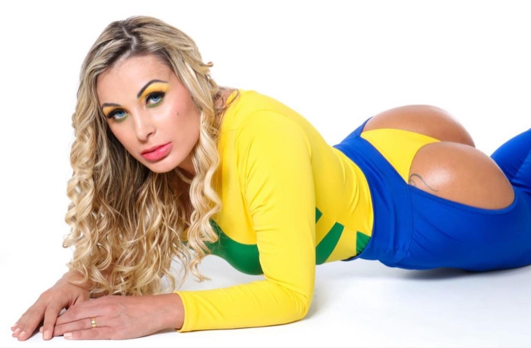 'Ela voltou': Andressa Urach anuncia sociedade com o Miss Bumbum