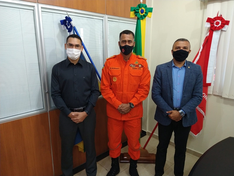 NOVO COMANDANTE: Alex Silva visita Comando Geral do Corpo de Bombeiros de Rondônia