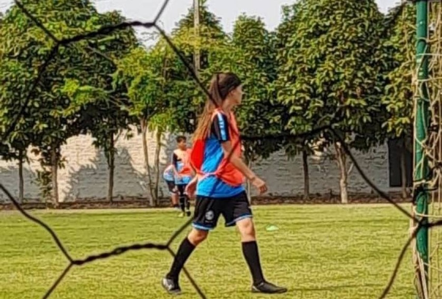 FUTEBOL FEMININO: Adolescente precisa de ajuda para participar de teste em São Paulo