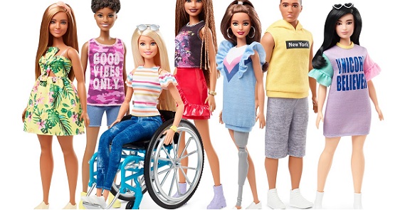 Barbie lança bonecas cadeirantes e com próteses