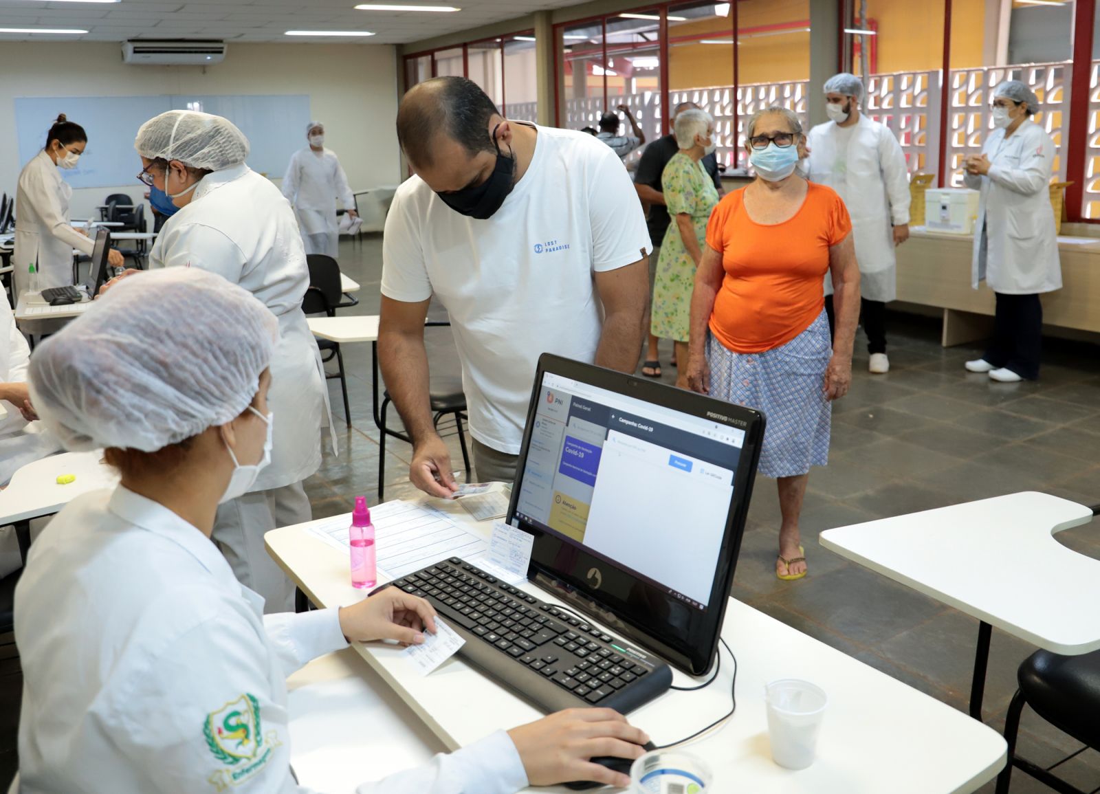 COVID-19: Pessoas com comorbidades acima de 40 anos já podem ser vacinadas hoje (28)