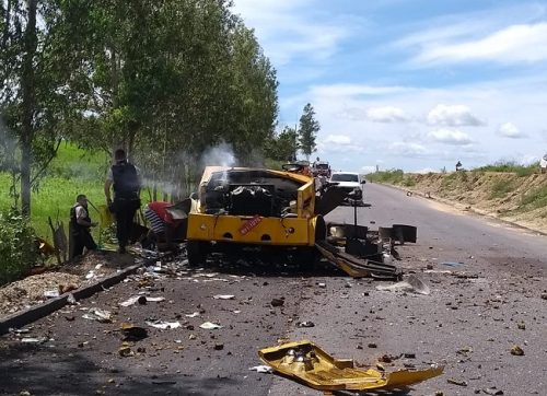 CRIMINOSOS: Bandidos atacam outro carro-forte nesta manhã e explodem o veículo na BR-222