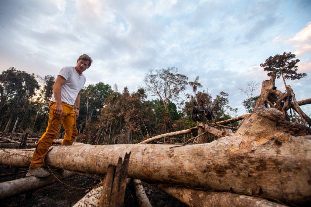 MEIO AMBIENTE: Astro de Game of Thrones visita a Amazônia investigando queimadas