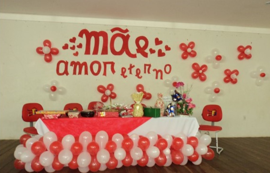 VÁRIAS VÍTIMAS: Bandidos invadem festa do Dia das Mães e fazem arrastão