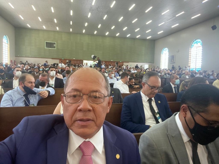 EM BRASÍLIA: Cel Chrisóstomo, Bolsonaro e Ministros participaram de evento religioso 