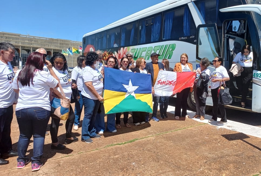 VOTAÇÃO: Caravana do Sindsef participa da aprovação da PEC 07 no Senado