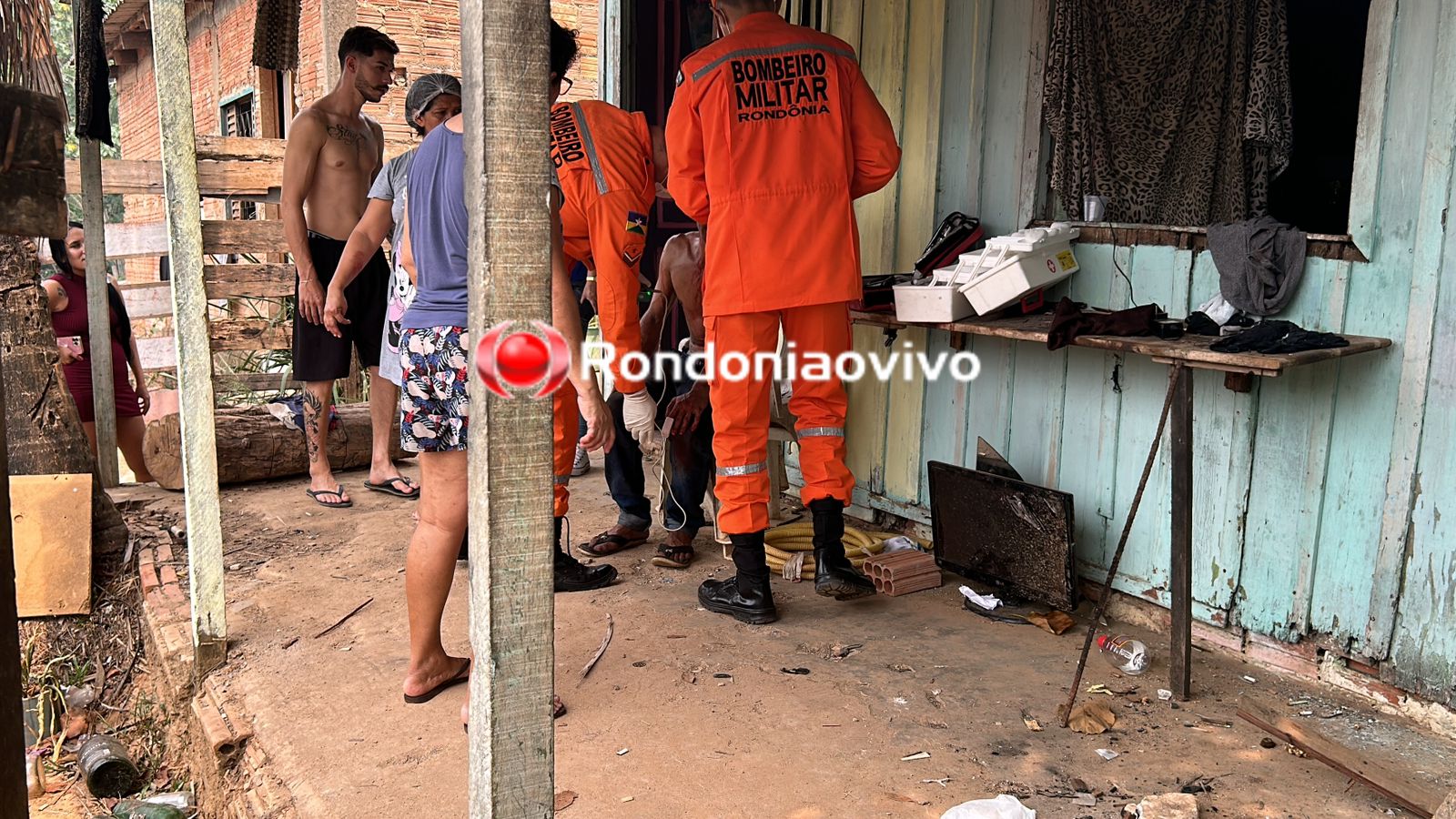 APÓS DISCUSSÃO: Homem é atacado com golpes de marreta em casa pelo amigo 