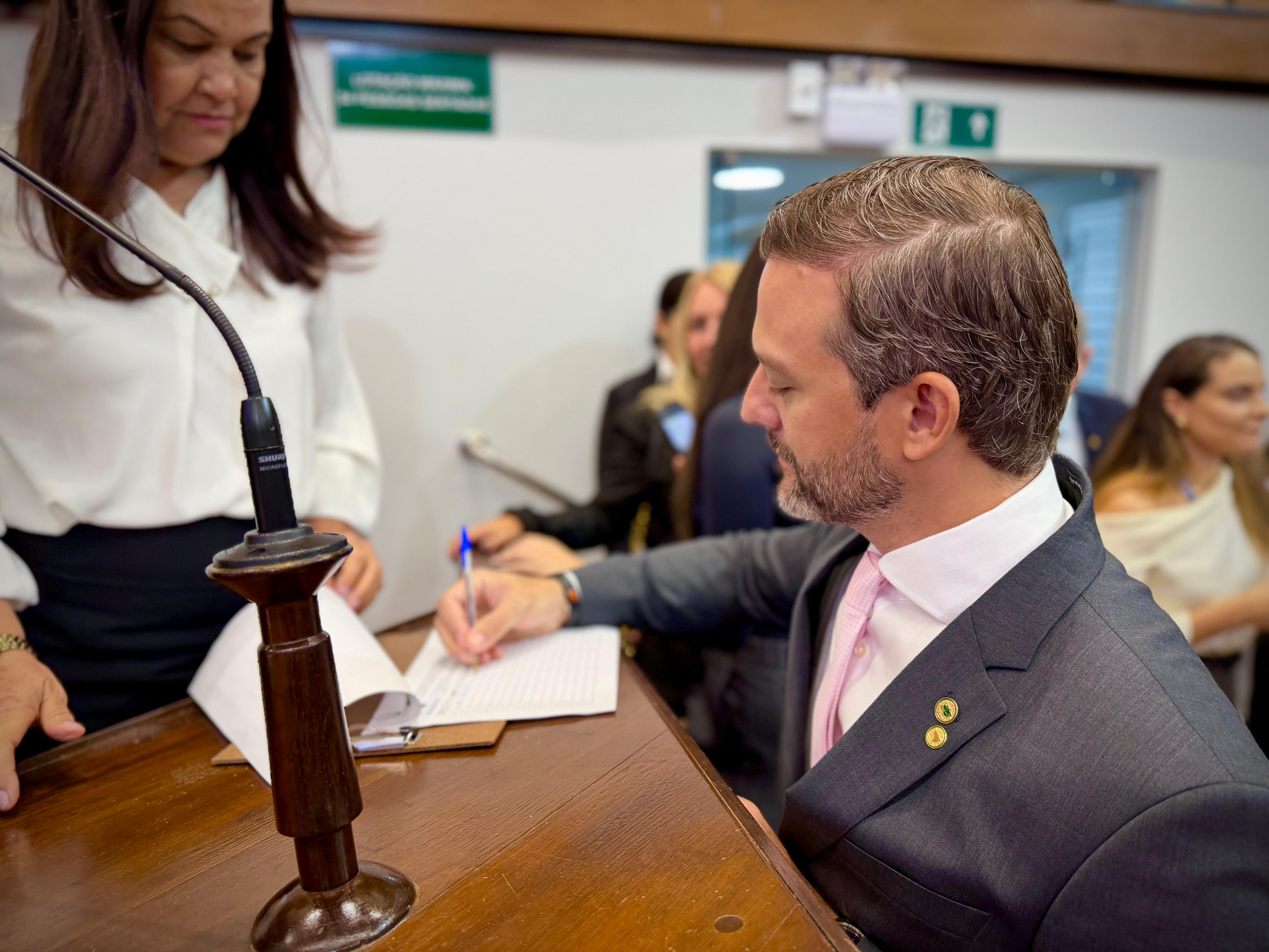 LUCAS TORRES: Deputado assume vice-presidência do Parlamento Amazônico