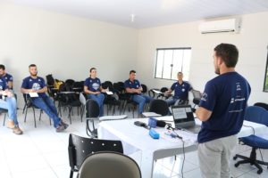 Viveiro Cidadão realiza nivelamento de equipe técnica sobre o novo Código Florestal