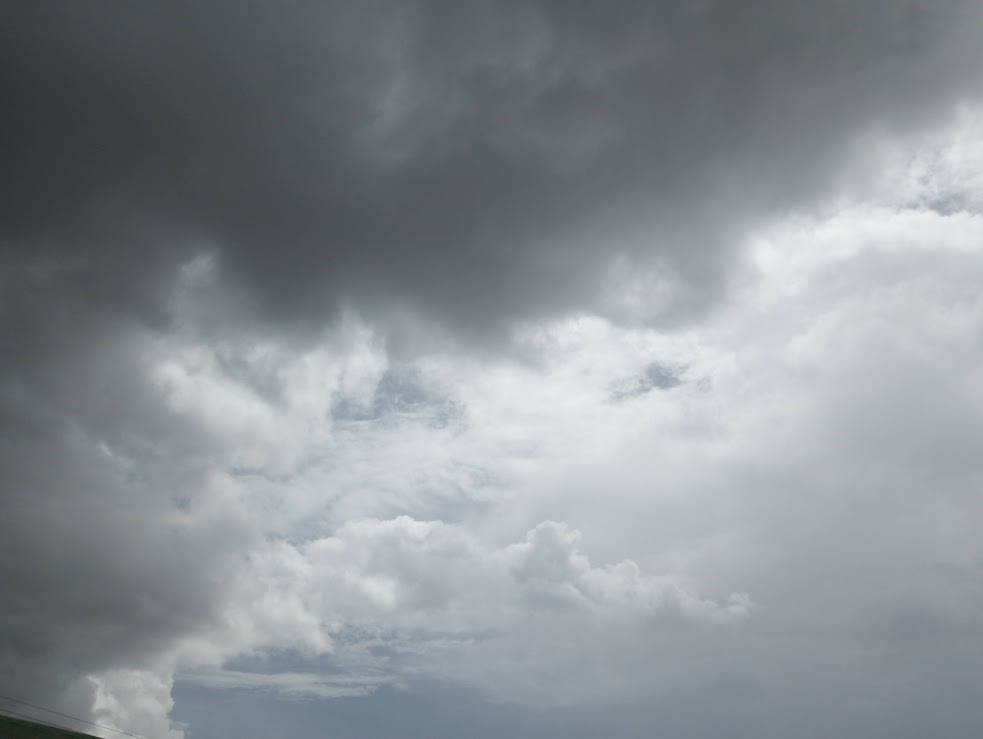 TAL QUAL ONTEM: Quarta-feira (05) rondoniense será marcada por sol e pancadas de chuva