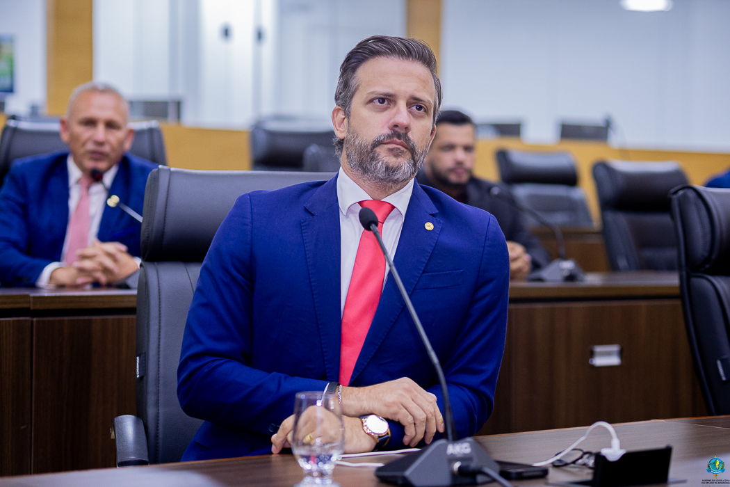 LUCAS TORRES: Deputado pede vistoria técnica em quadra poliesportiva com sinais de deterioração