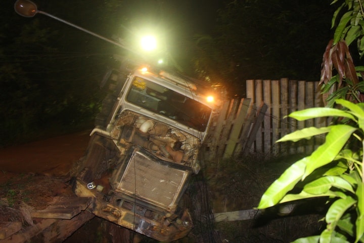 VIOLÊNCIA: Motorista de caminhão é assassinado a tiros após bater em poste ao sair de bar